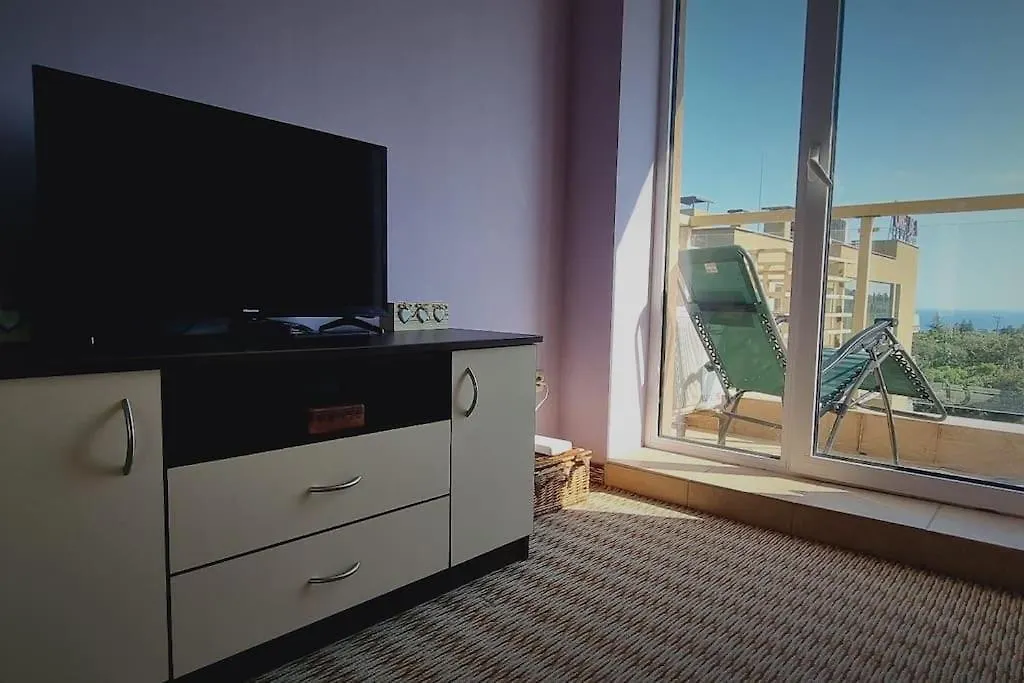 Appartement Cozy 1 Bed With Sea View & Pool à Varna